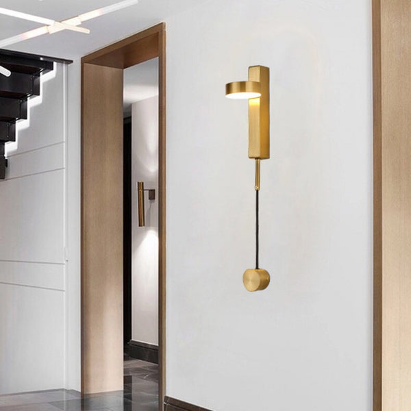 wall Lighting Modern in golden color with dimmer switch